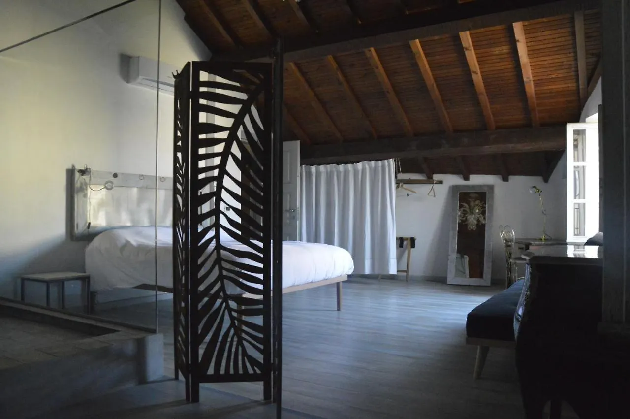 Guest house B&B Giardinidivale A 2 Chilometri Da Finale Ligure Borgio Verezzi Italy